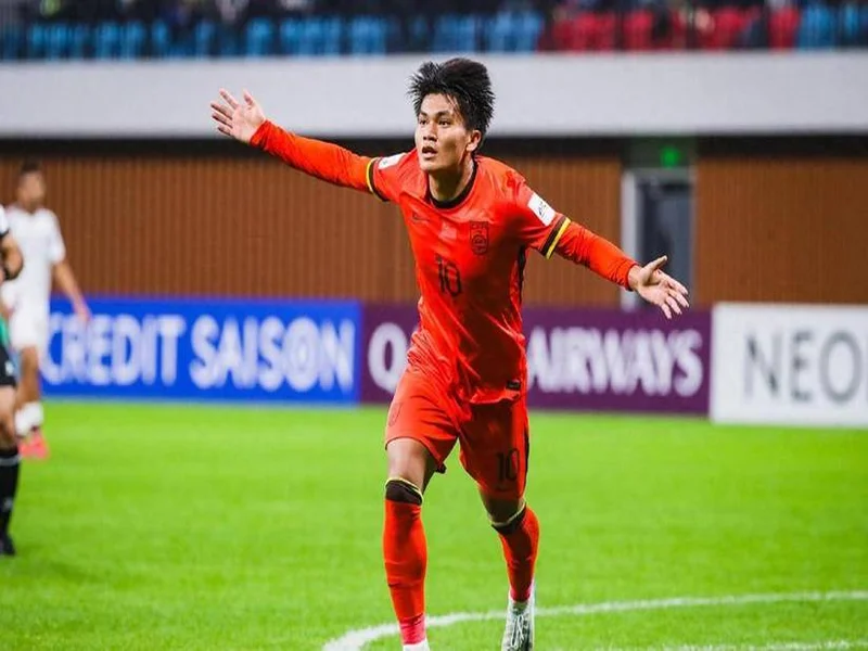 全运男足U20铜牌赛-上海vs山东首发:蒯纪闻、刘诚宇、依木兰登场