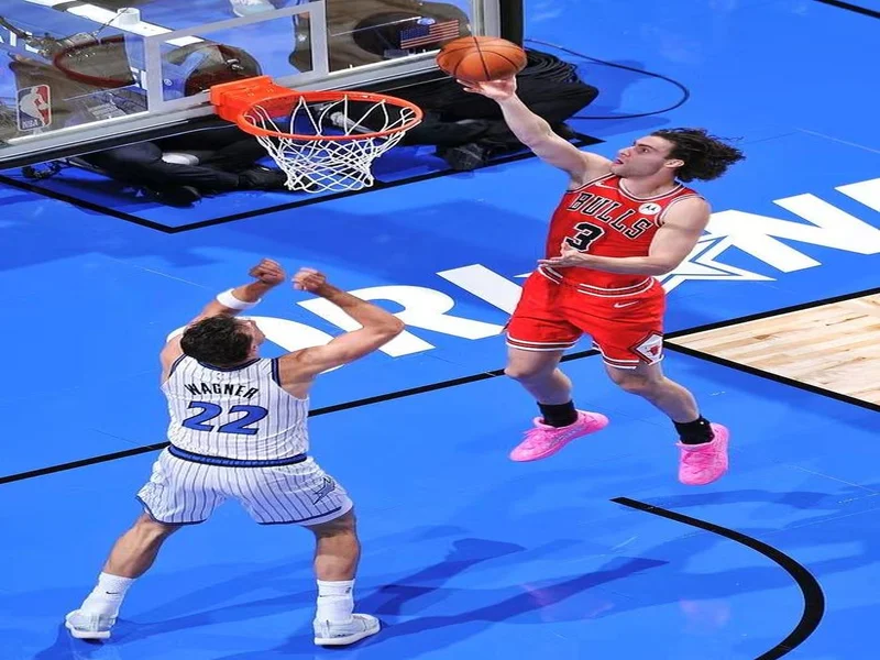 湖北法院:原泰达球员白某峰收华夏35万踢假球,判刑1年罚款10万