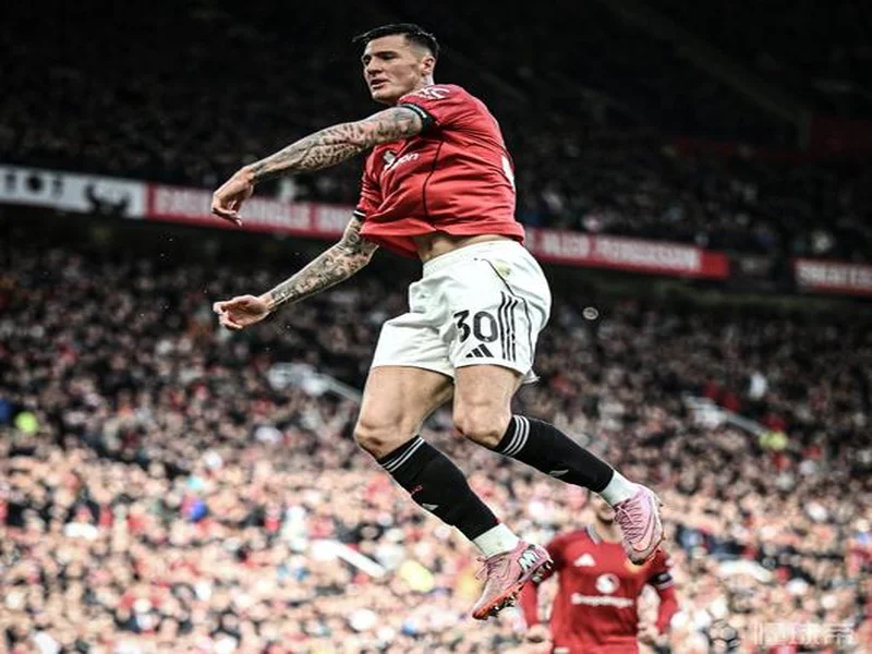 罗马诺:谢什科预计伤缺大约三周,将在12月初回归合练